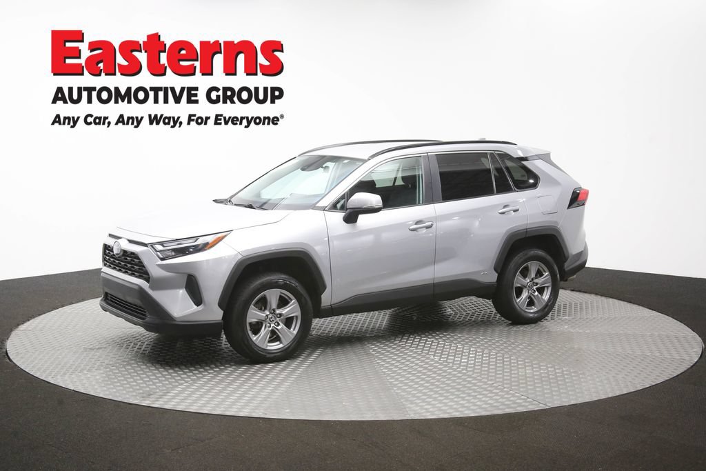 Used 2024 Toyota RAV4 XLE AWD/4WD image 55
