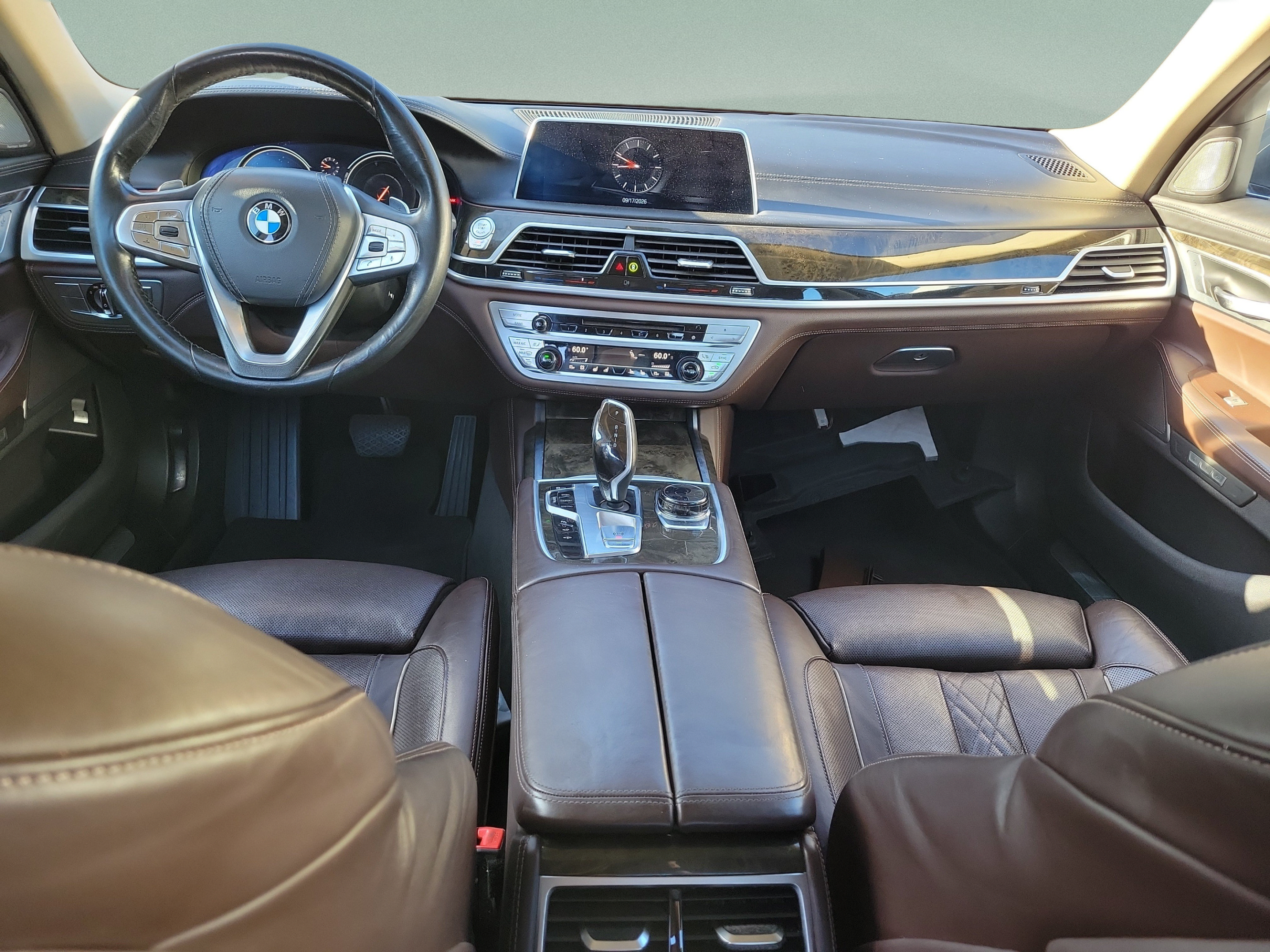 Used 2016 BMW 740i RWD image 7