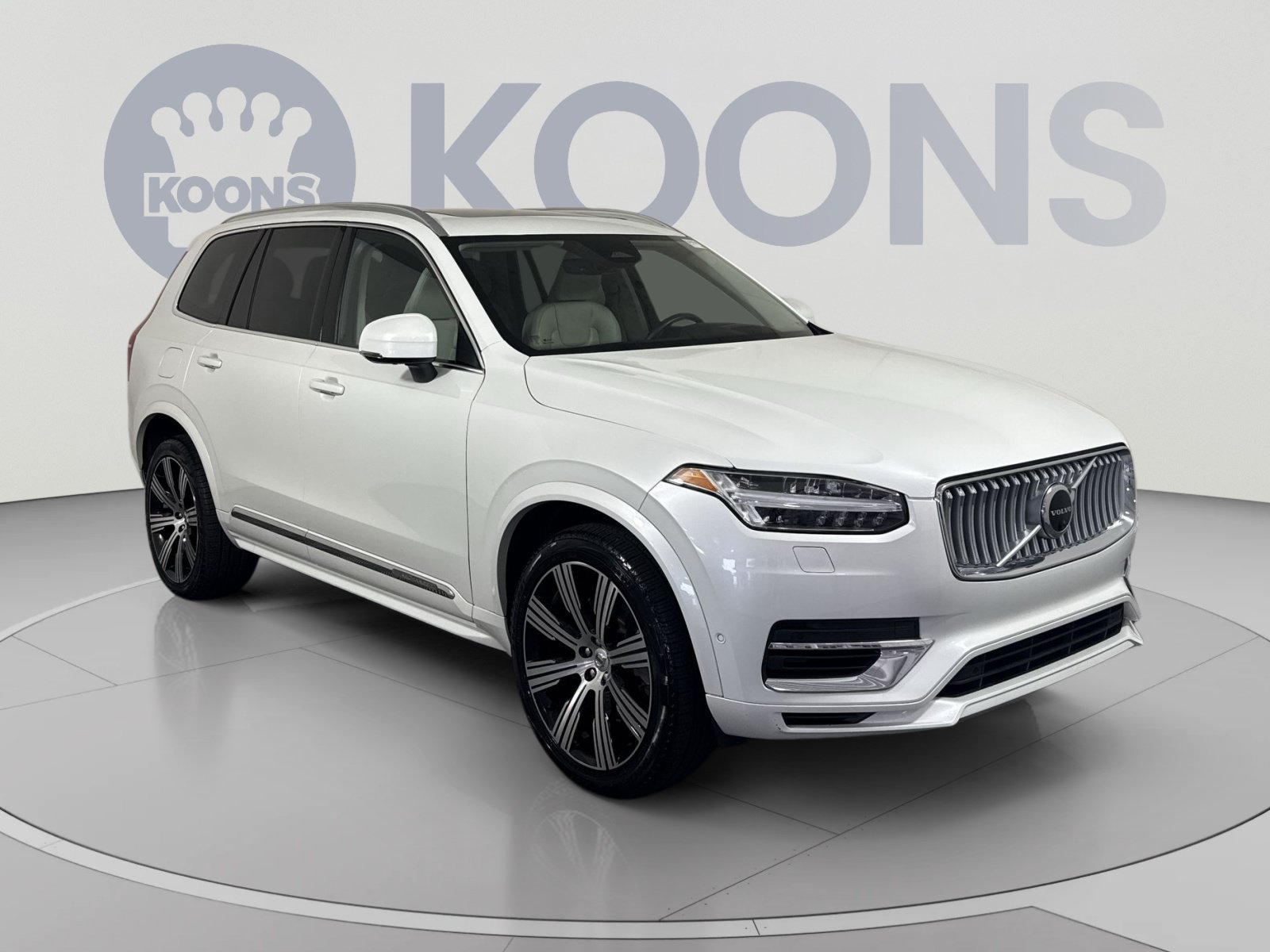 Used 2023 Volvo XC90 T8 Ultimate AWD/4WD image 10