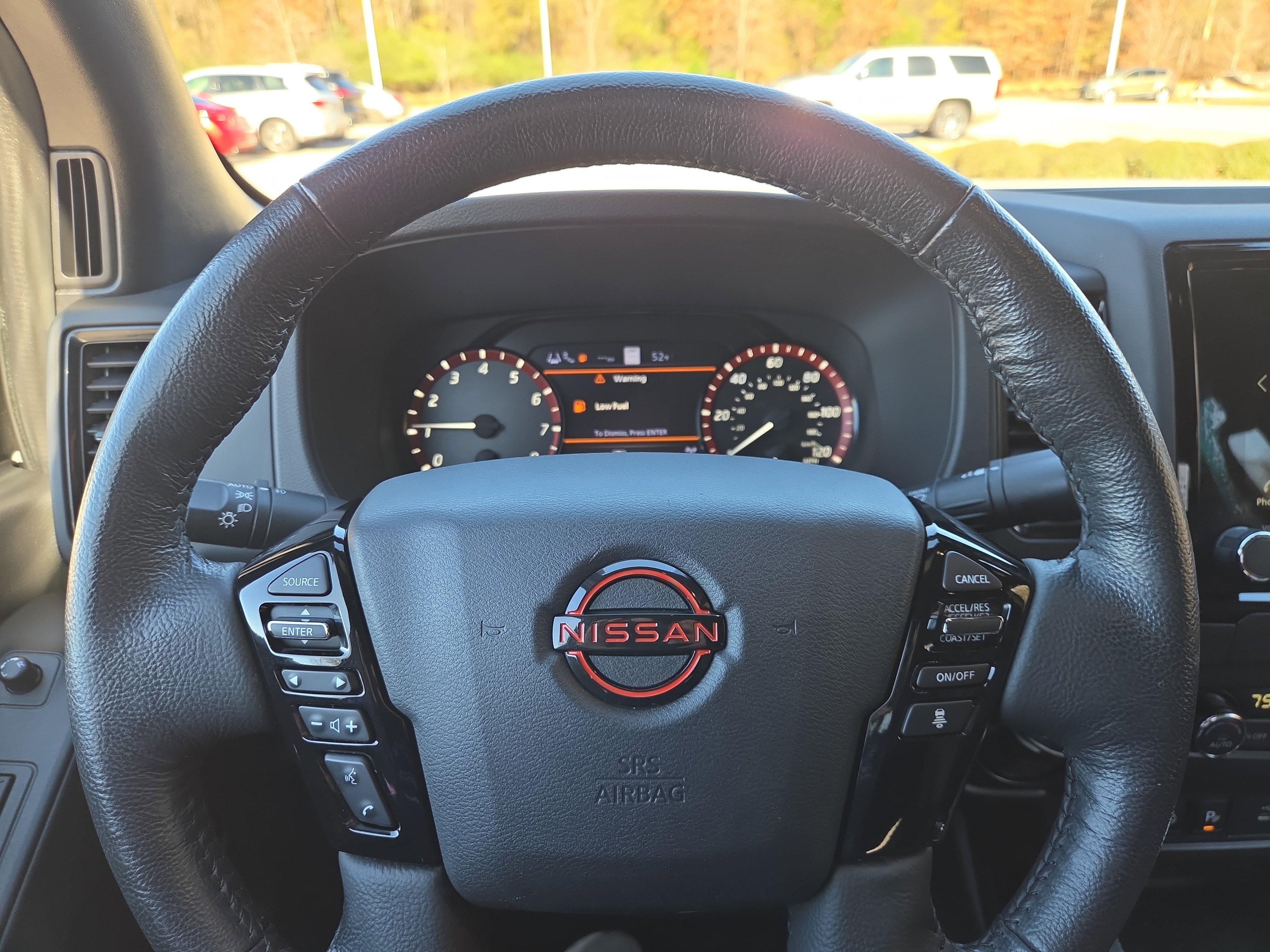 Used 2022 Nissan Frontier PRO-4X w/ Pro-4X Premium Package image 10