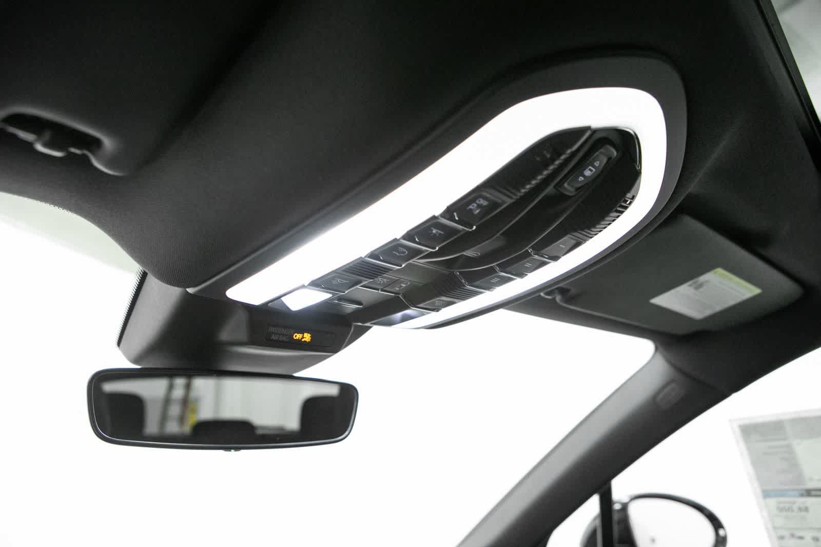 New 2026 Porsche Macan S AWD/4WD image 32