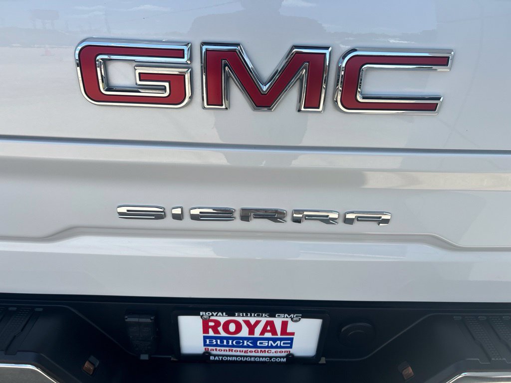 Used 2024 GMC Sierra 1500 SLT w/ SLT Premium Plus Package AWD/4WD image 32
