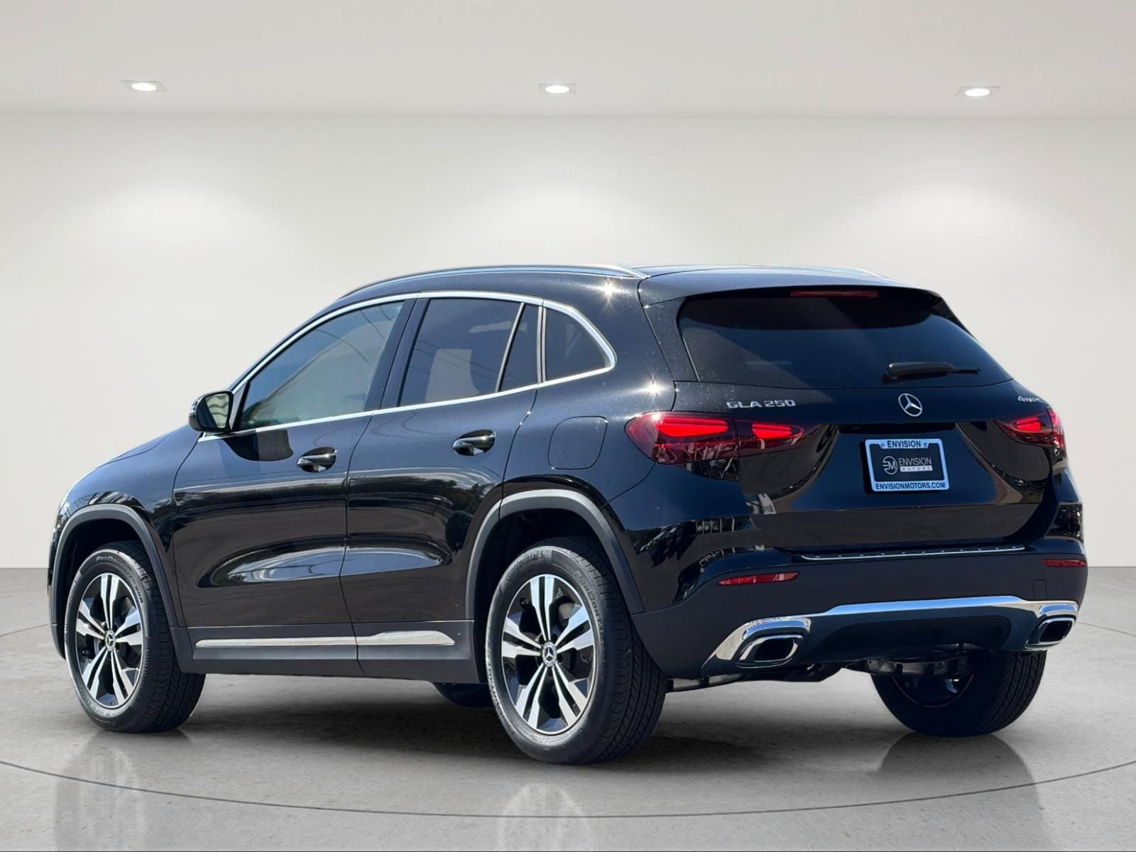 New 2026 Mercedes-Benz GLA 250 4MATIC image 3