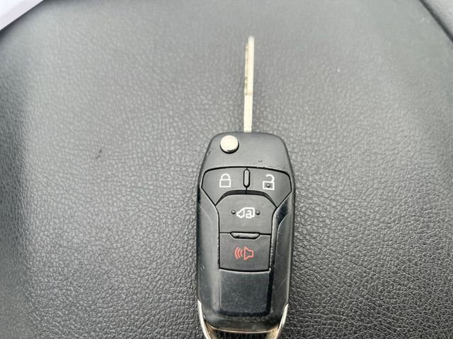 Used 2023 Ford Transit Connect XL image 25