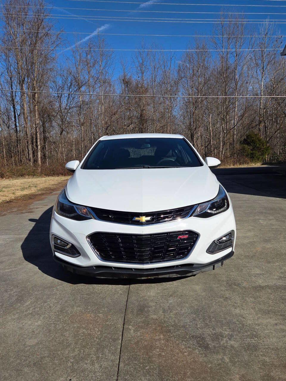 Used 2017 Chevrolet Cruze LT w/ Convenience Package image 2