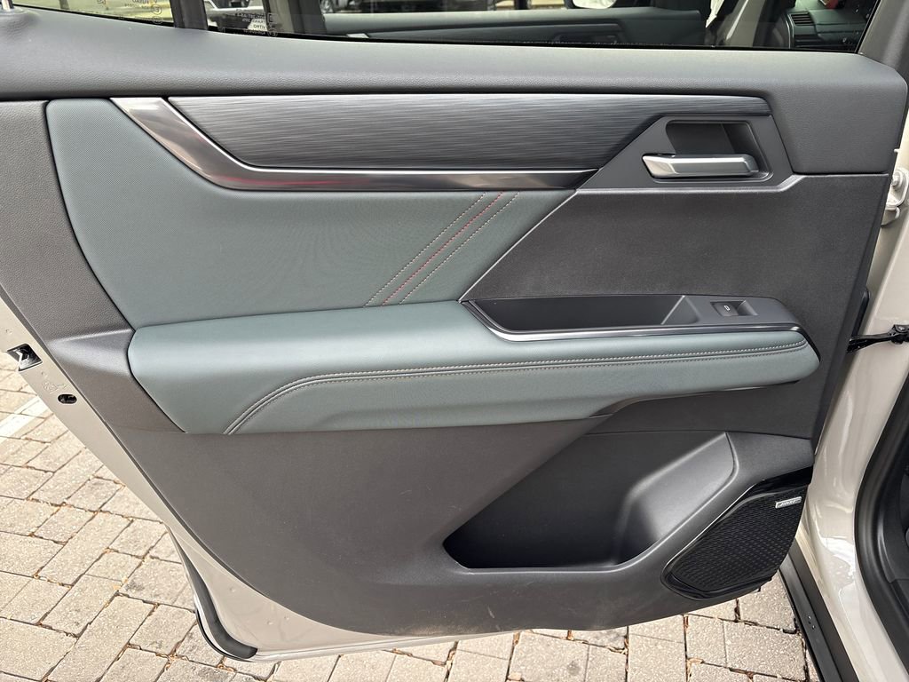 New 2026 GMC Acadia AT4 w/ Luxury Package image 37