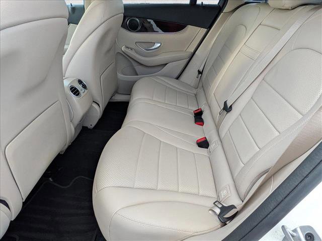 Used 2022 Mercedes-Benz GLC 300 image 17