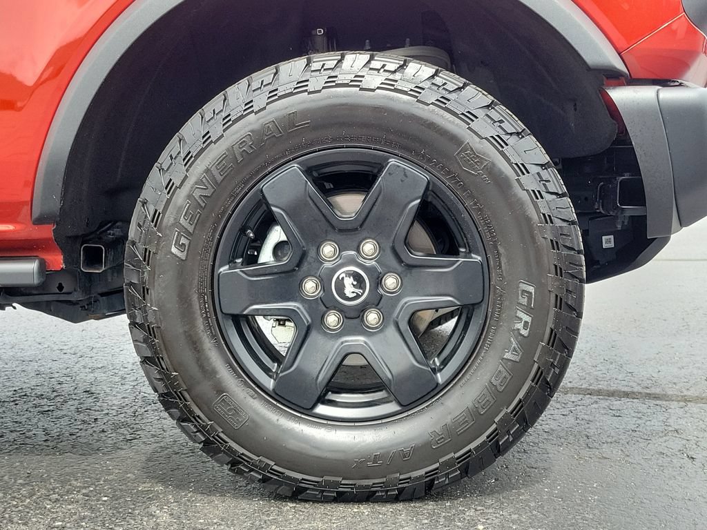 Certified 2024 Ford Bronco Black Diamond AWD/4WD image 9
