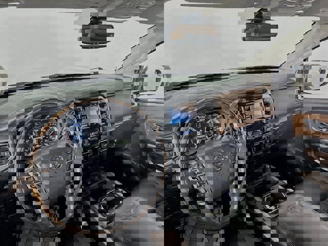 Used 2017 Nissan Titan Platinum Reserve image 9