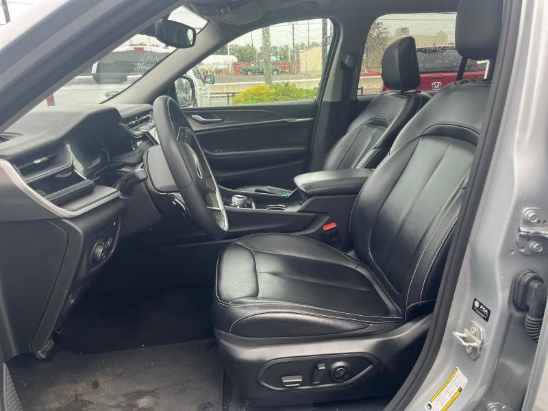 Used 2024 Jeep Grand Cherokee Limited 4xe image 14