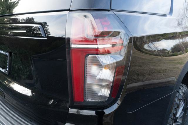 Used 2023 Chevrolet Tahoe Z71 w/ Luxury Package image 38