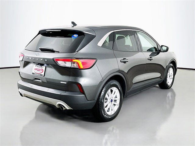 Used 2020 Ford Escape SE image 15