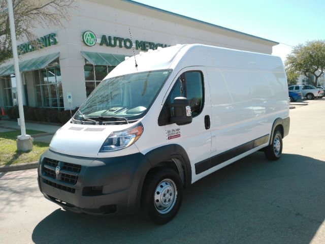 Used 2017 RAM ProMaster 2500 FWD image 1