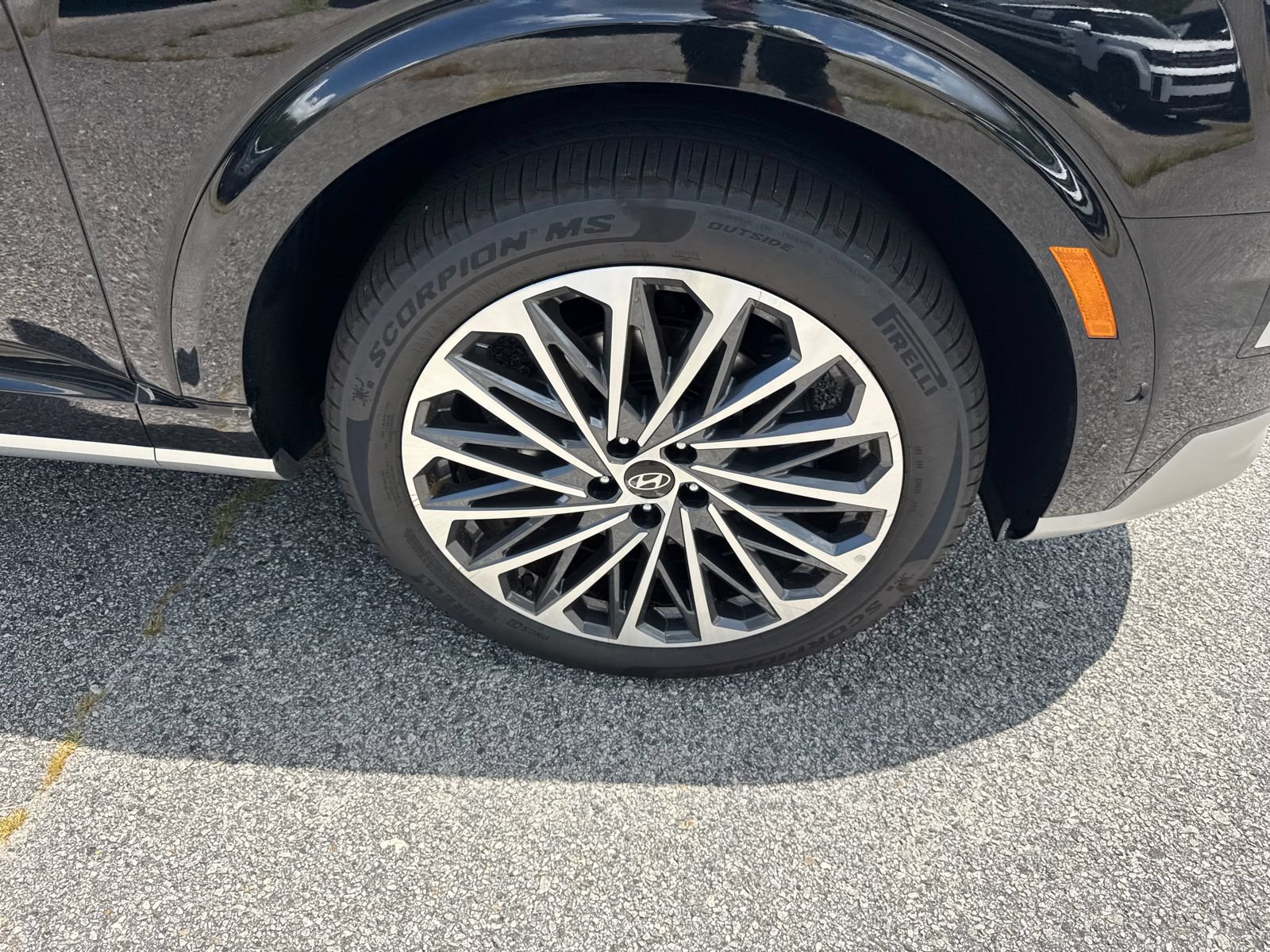 New 2026 Hyundai Palisade Calligraphy AWD/4WD image 13