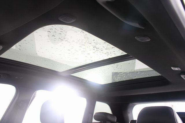 New 2025 Jeep Grand Cherokee Limited w/ Luxury Tech Group II image 11