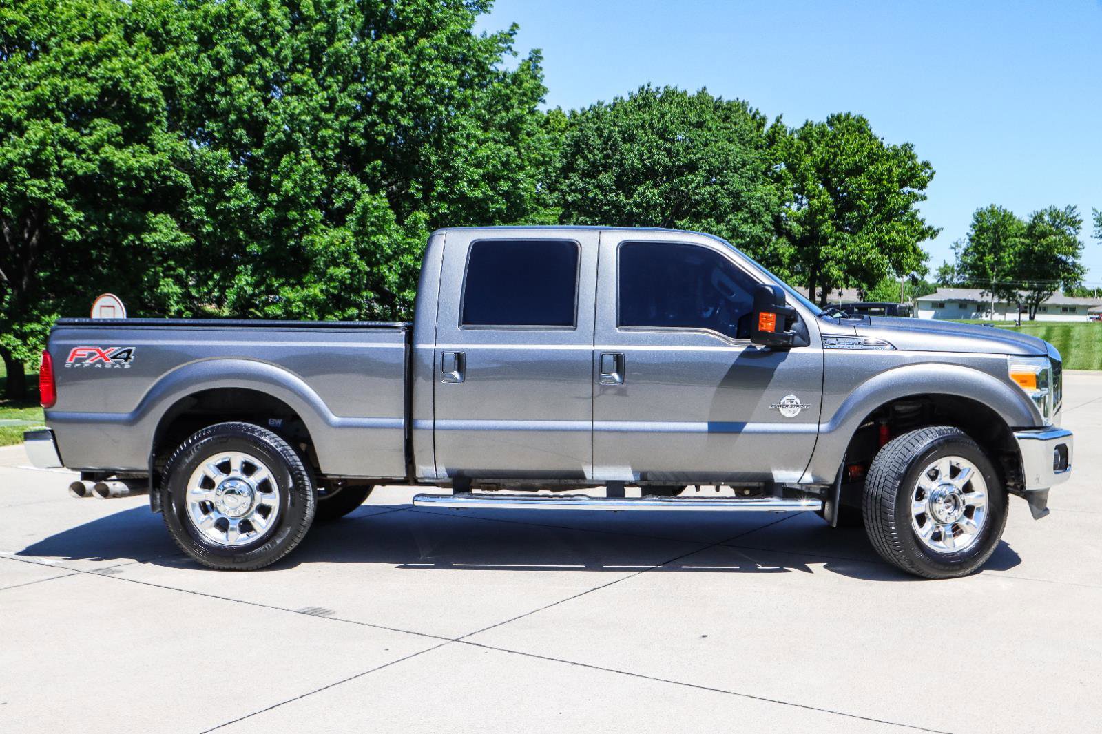 Used 2013 Ford F250 Lariat w/ Lariat Interior Pkg AWD/4WD image 5