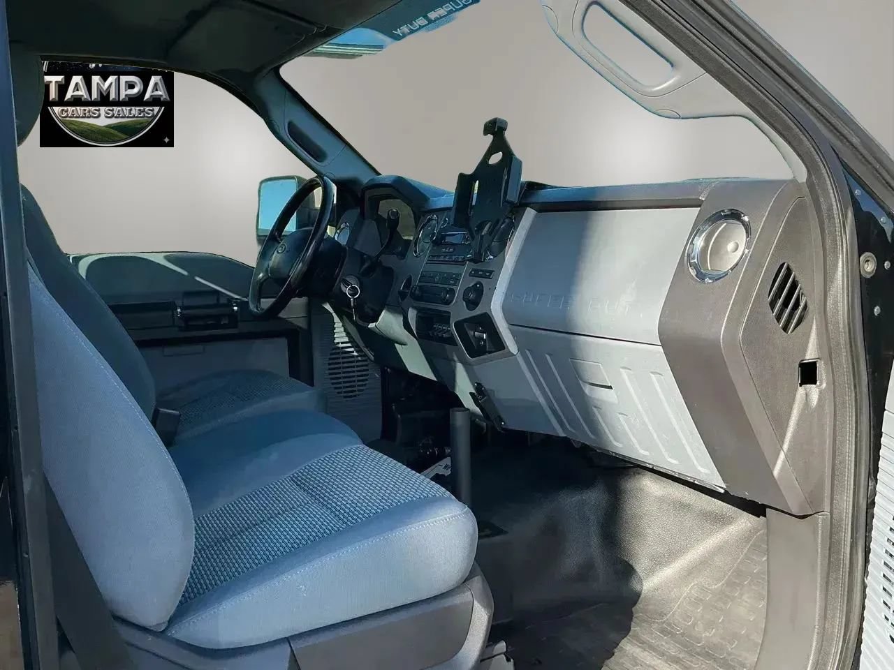 Used 2015 Ford F650 2WD Regular Cab Super Duty image 24