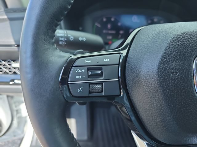 Certified 2025 Honda Accord Touring image 21
