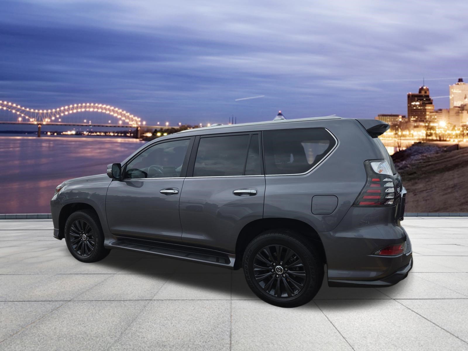 Used 2023 Lexus GX 460 Luxury w/ Sport Design Package AWD/4WD image 3