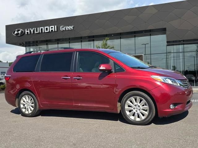 Used 2015 Toyota Sienna Limited Premium w/ Advanced Technology Package FWD image 1