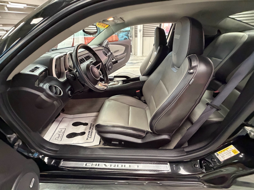 Used 2010 Chevrolet Camaro SS w/ RS Package image 43