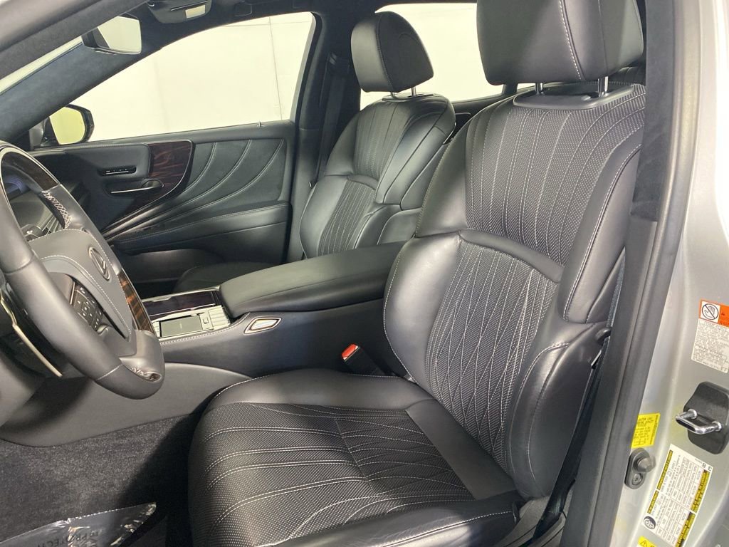Used 2019 Lexus LS 500 AWD w/ Interior Upgrade Package image 12