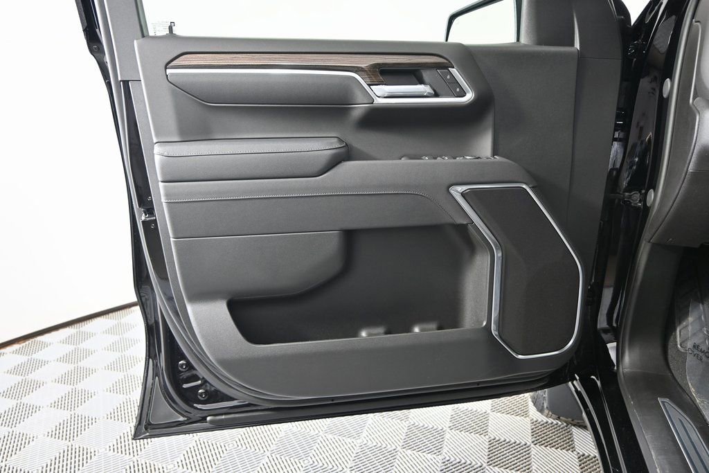 New 2026 Chevrolet Silverado 1500 LT w/ All Star Edition Plus image 18