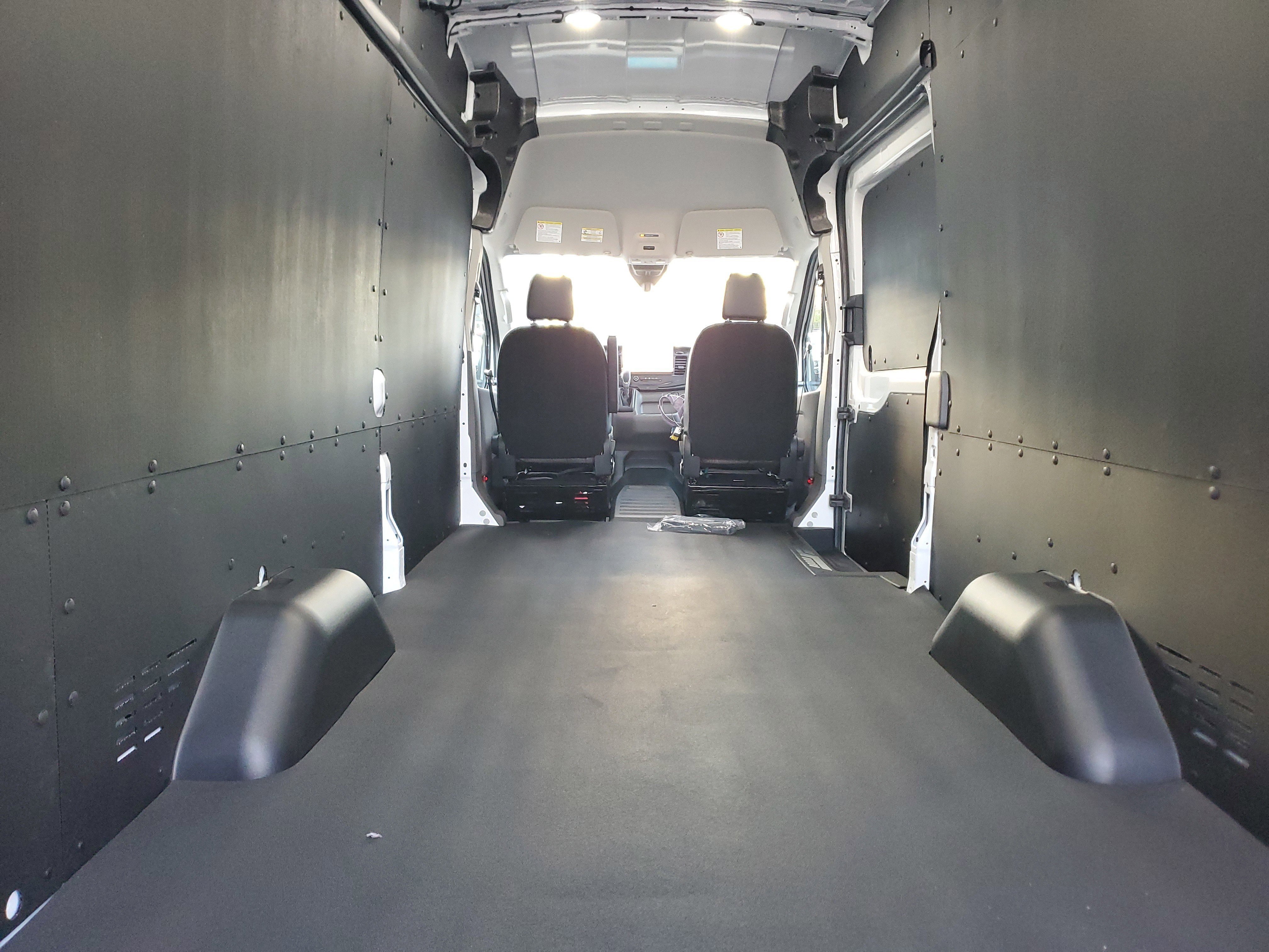 New 2026 Ford Transit 250 148 High Roof Extended w/ Load Area Protection Package image 9