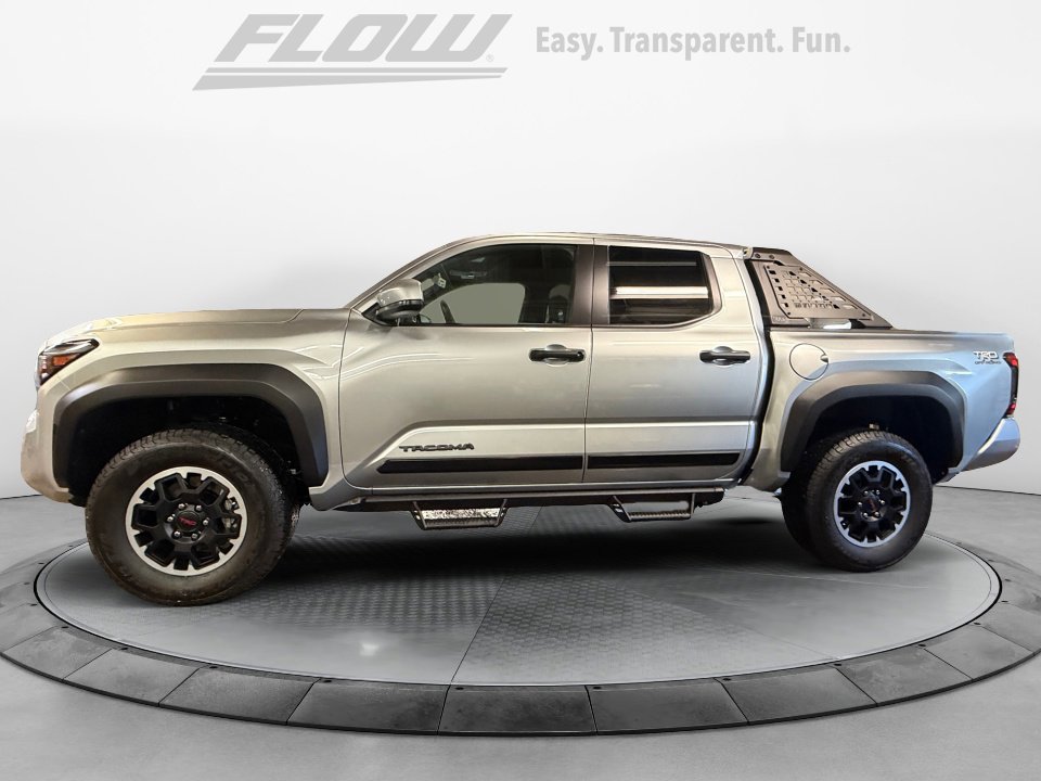Used 2024 Toyota Tacoma TRD Off-Road image 5
