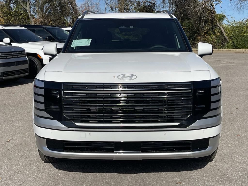 New 2026 Hyundai Palisade Calligraphy FWD image 2