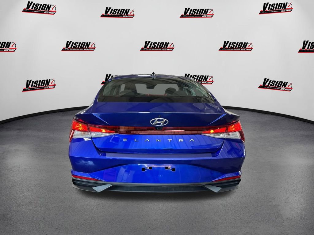 Used 2023 Hyundai Elantra SEL w/ Convenience Package image 6