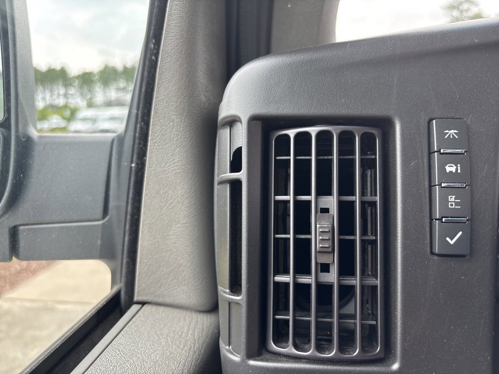 Used 2023 GMC Savana 2500 w/ Driver Convenience Package image 36