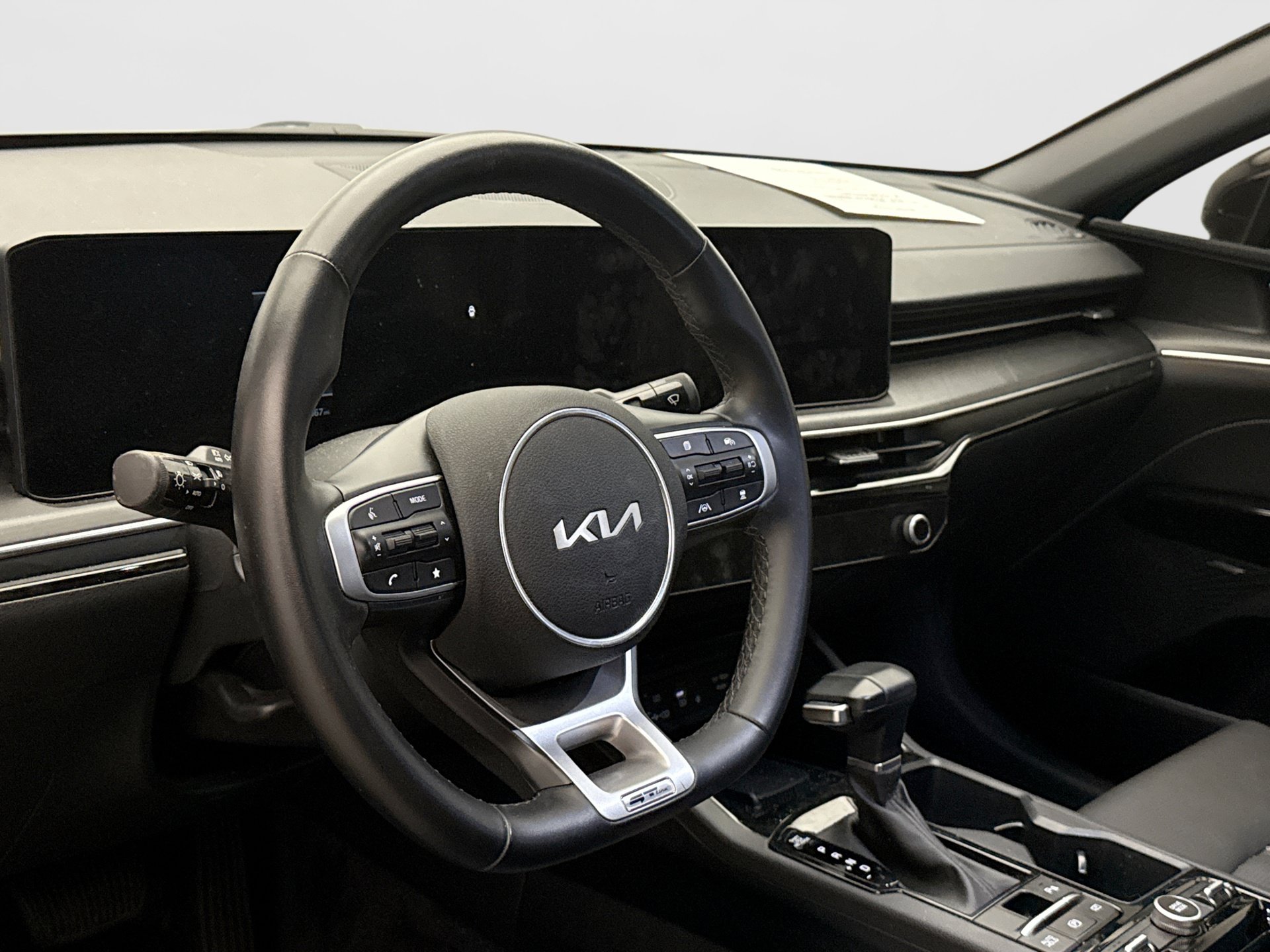 Used 2025 Kia K5 GT-Line w/ GT-Line Premium Package FWD image 7