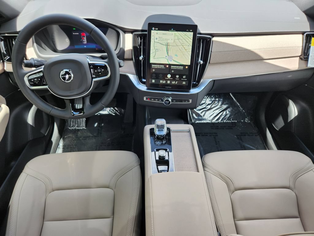 New 2026 Volvo XC90 B6 Plus w/ Protection Package AWD/4WD image 16