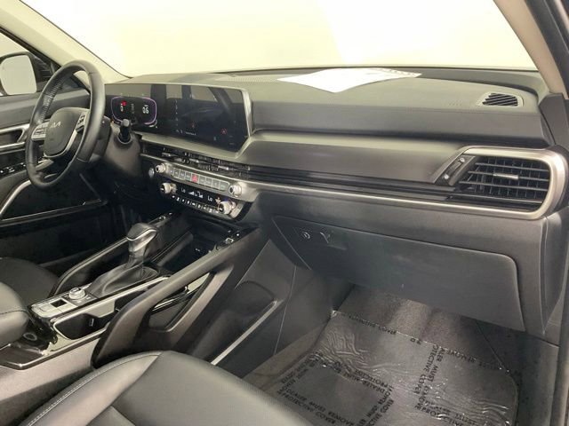 Used 2025 Kia Telluride S AWD/4WD image 28