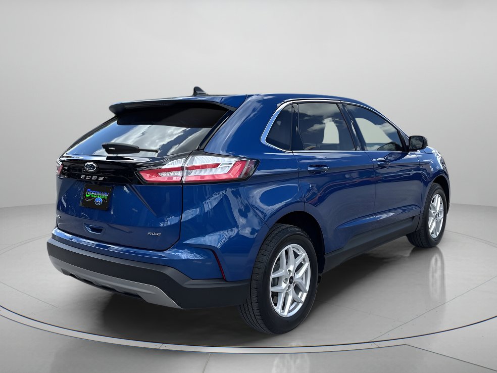 Certified 2023 Ford Edge SEL w/ Convenience Package AWD/4WD image 3