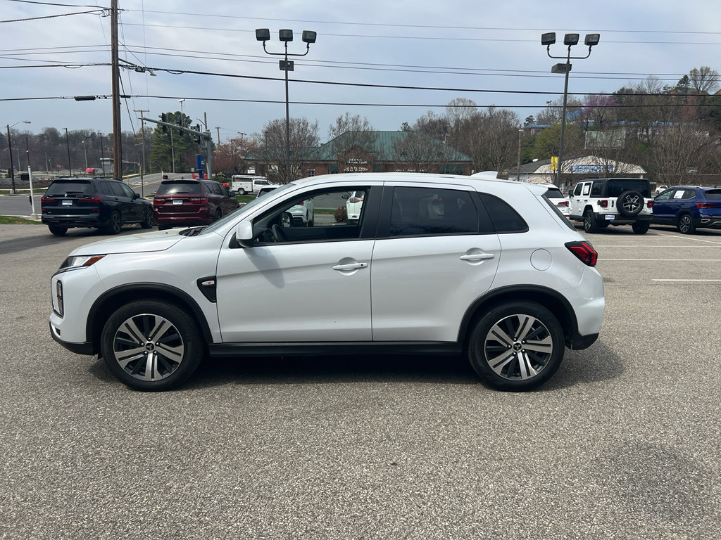 Used 2024 Mitsubishi Outlander Sport ES image 8