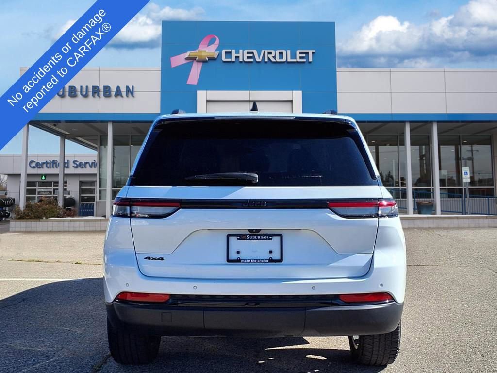 Used 2022 Jeep Grand Cherokee Altitude image 7