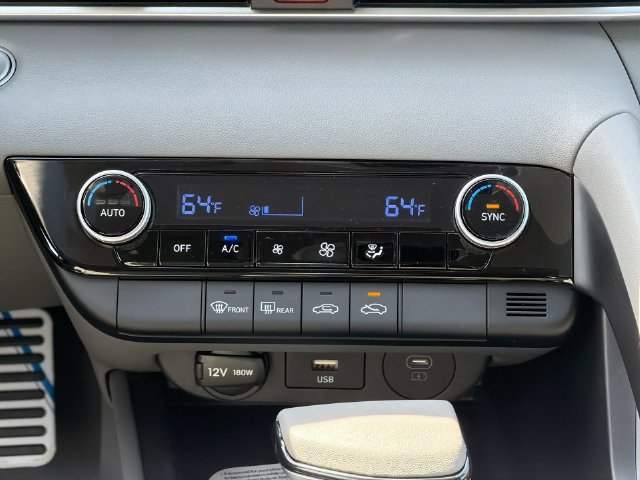 New 2026 Hyundai Elantra Sport FWD image 25