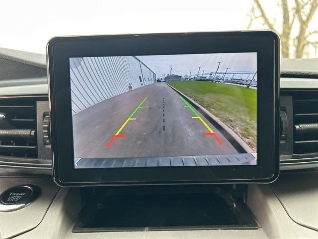 Used 2022 Ford Explorer XLT image 26