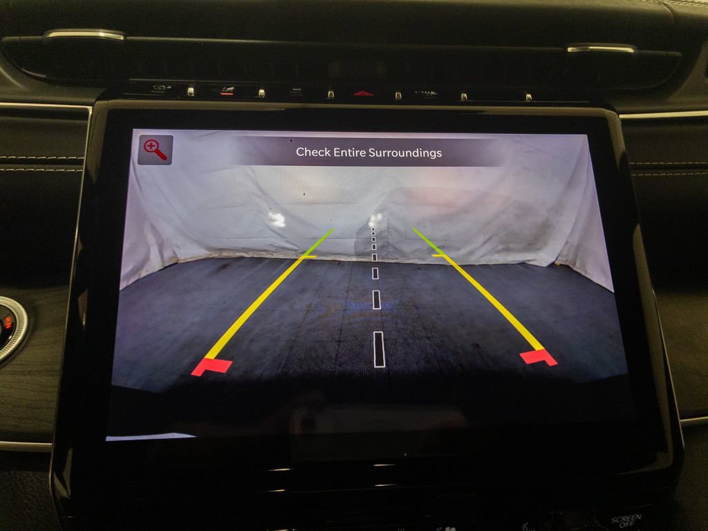 Used 2022 Jeep Grand Cherokee Overland image 25