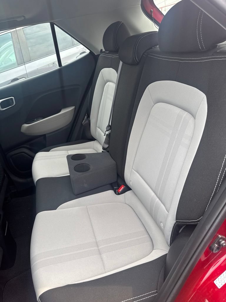 Certified 2024 Hyundai Venue SEL FWD image 11