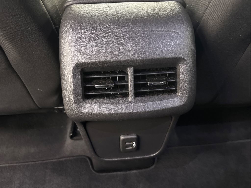 Used 2019 Chevrolet Equinox LT w/ LPO, Cargo Package image 32