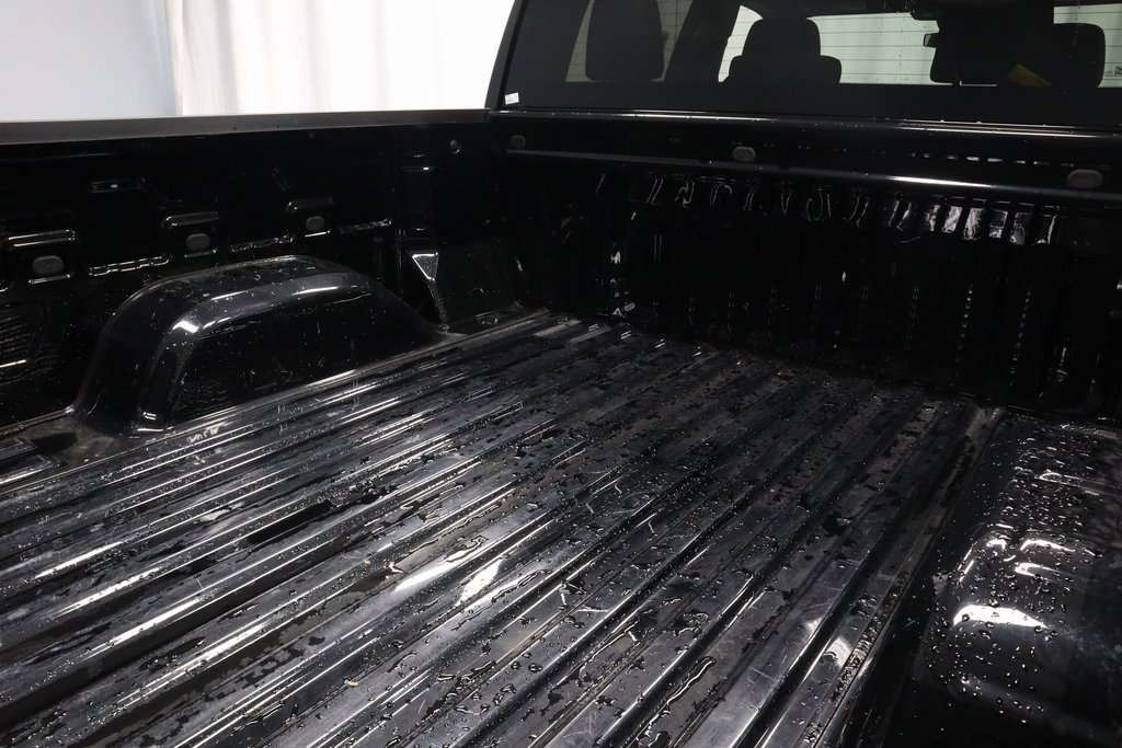 Used 2024 Chevrolet Silverado 1500 LT image 16