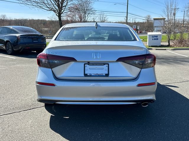 Used 2025 Honda Civic Sport image 3