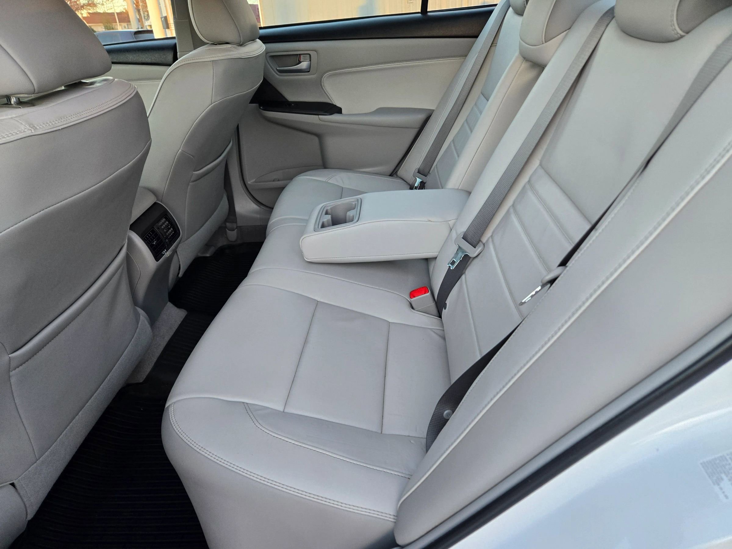 Used 2017 Toyota Camry XLE image 47