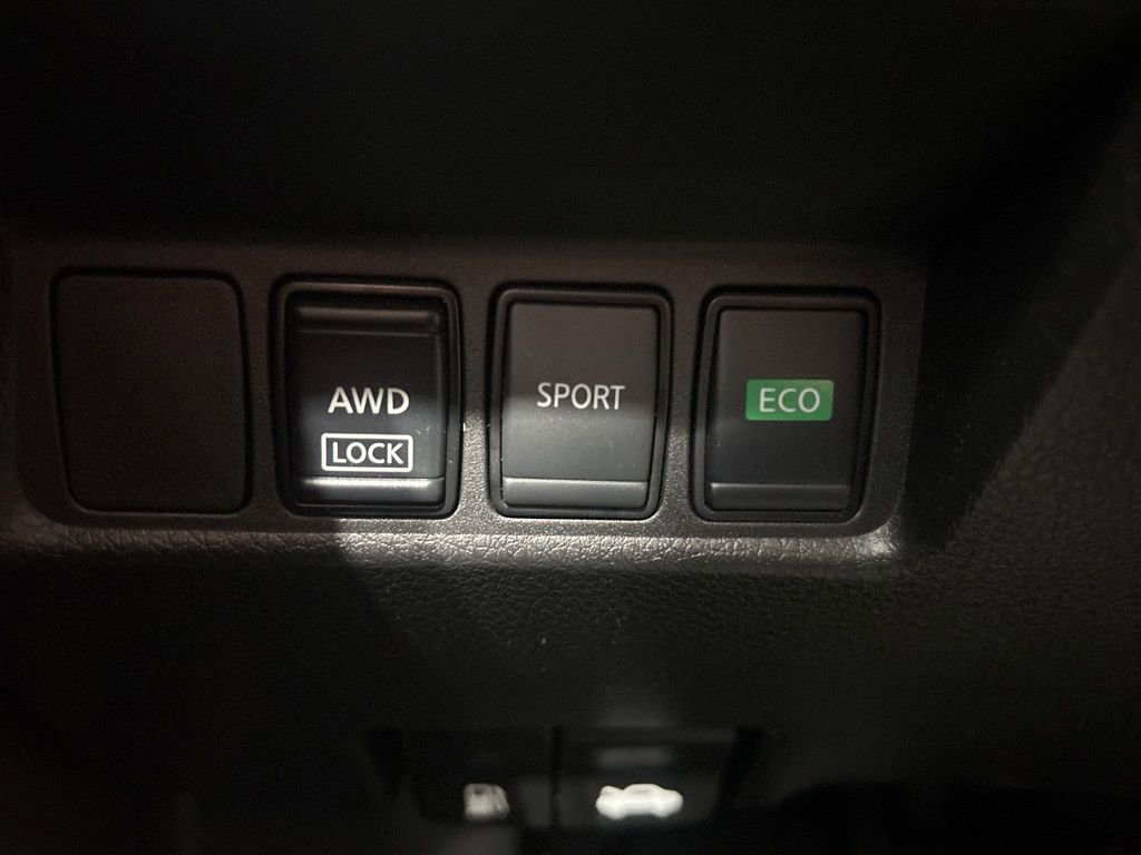 Used 2022 Nissan Rogue Sport S image 21