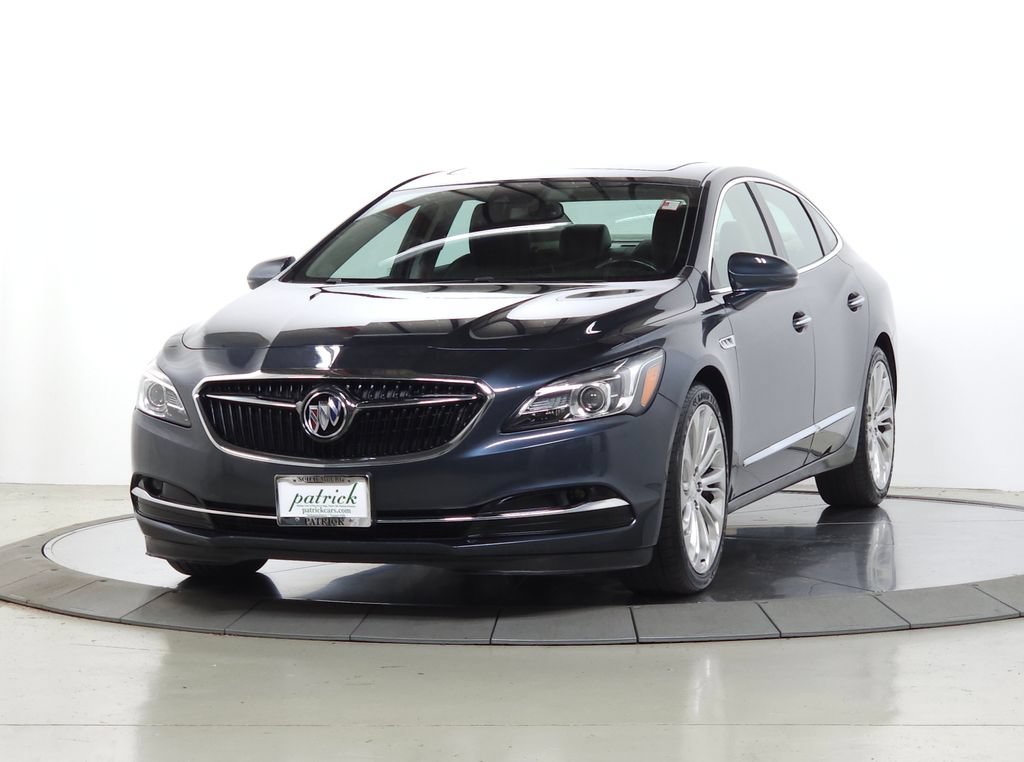 Used 2019 Buick LaCrosse Premium w/ Sun and Shade Package FWD image 4