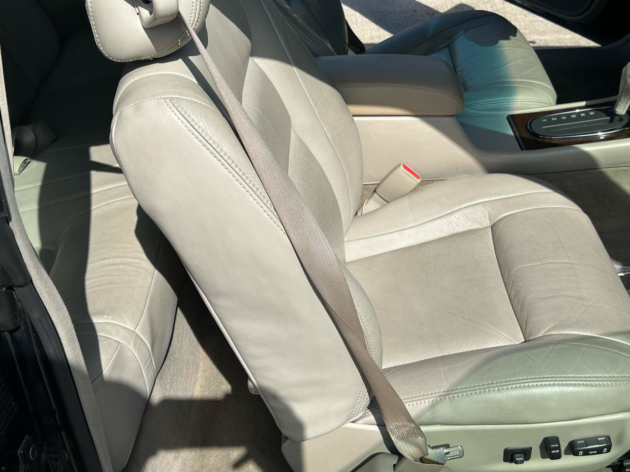 Used 2000 Cadillac Eldorado Touring FWD image 52