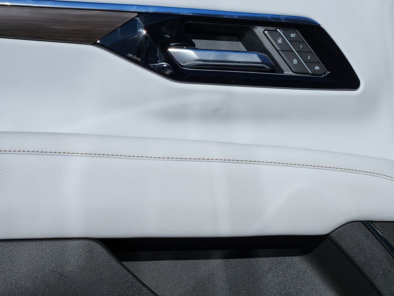 Used 2026 Chevrolet Tahoe Premier image 25